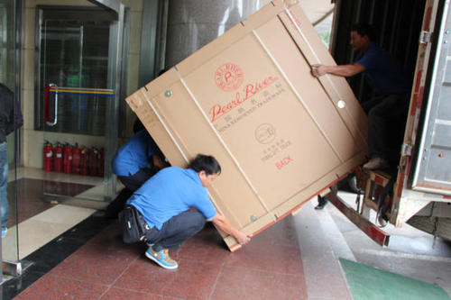 苏仙钢琴贵重工艺品无忧运
